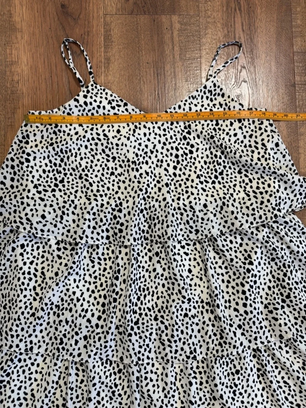 Vine & Love stylish sleeveless